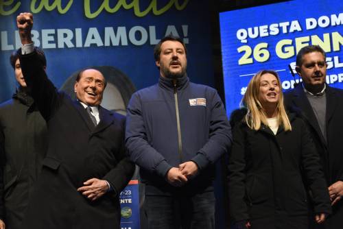 "Gli elettori chiedono stabilità e moderazione. L'asse Fi-Lega al 35%"