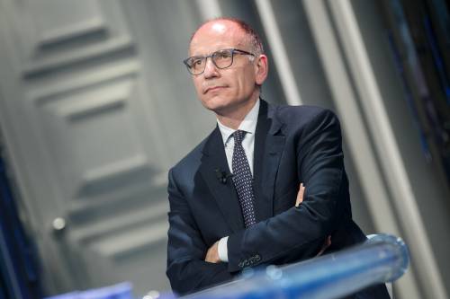 Fanno il cocktail di vaccini, Pd confuso e San Mancini: quindi, oggi...