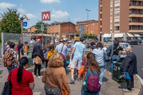 Linate "viaggia" al 30% M4 apre solo per finta