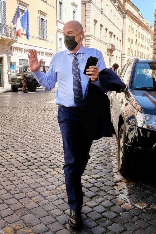 "Risolverò i problemi di Roma, come Mr. Wolf"