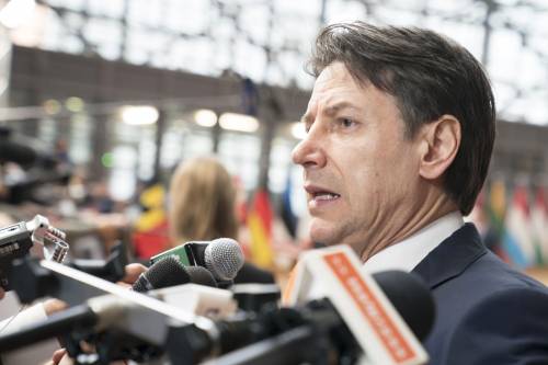 Coronavirus, Conte: "Non è necessario sospendere il trattato di Schengen"