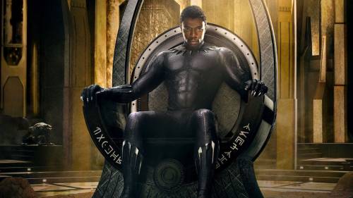 Chadwick Boseman, Sienna Miller: "Per aiutarmi ha rinunciato a parte del suo salario per City of Crime"
