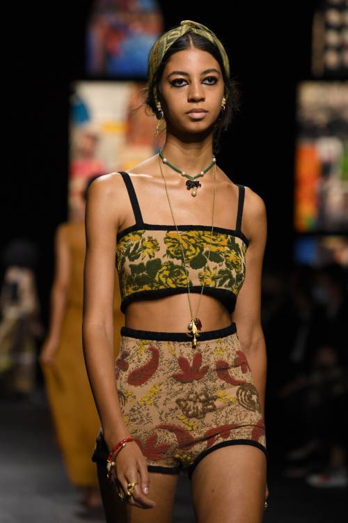 Et voilà, la moda francese con Dior parla italiano Et voilà, la moda francese con Dior parla italiano
