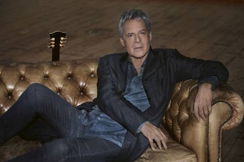Baglioni in stile "vintage". "Ho riscoperto l Baglioni in stile "vintage". "Ho riscoperto l