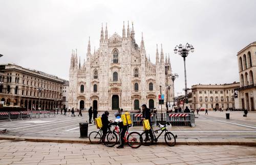 Lombardia, pronto già il ricorso E Galli tuona: "Zona rossa affronto" Lombardia, pronto già il ricorso E Galli tuona: "Zona rossa affronto"
