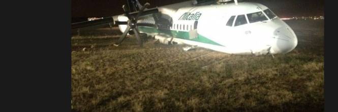 Fiumicino Aereo Fuori Pista Sedici Feriti Due Sono Gravi Ilgiornale It