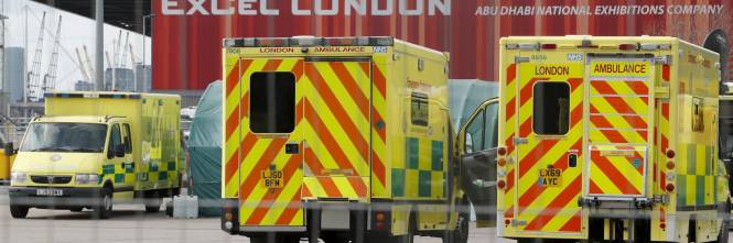 Il dramma in Gran Bretagna: 700 persone morte in casa da marzo -  IlGiornale.it