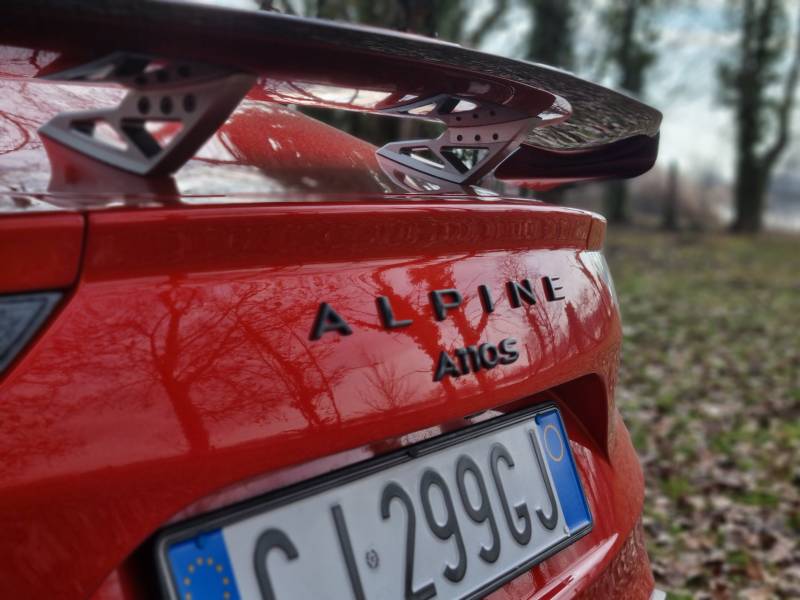 Alpine A110 S, guarda le foto della due posti francese da 300 cv 8