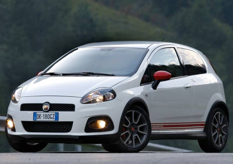 30 anni Fiat Punto: l'importanza del modello, le curiosità e i