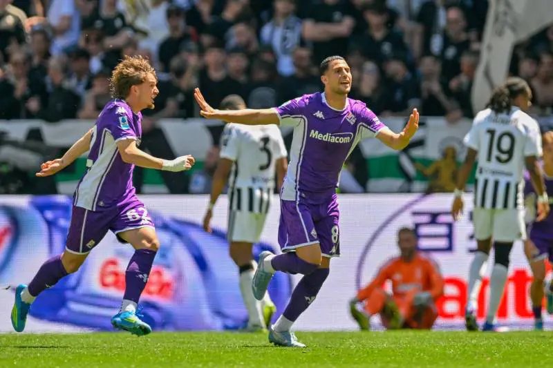 Disastro Juventus: bianconeri battuti in casa 2-0 dalla Fiorentina, Champions lontana
