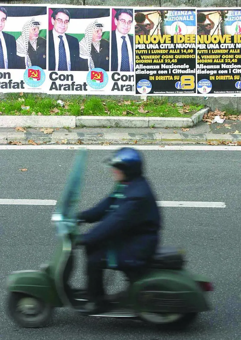 Parigi espellerà gli immigrati «non necessari alleconomia»