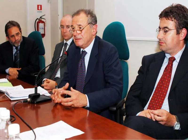 «Urne deserte in difesa della vita»