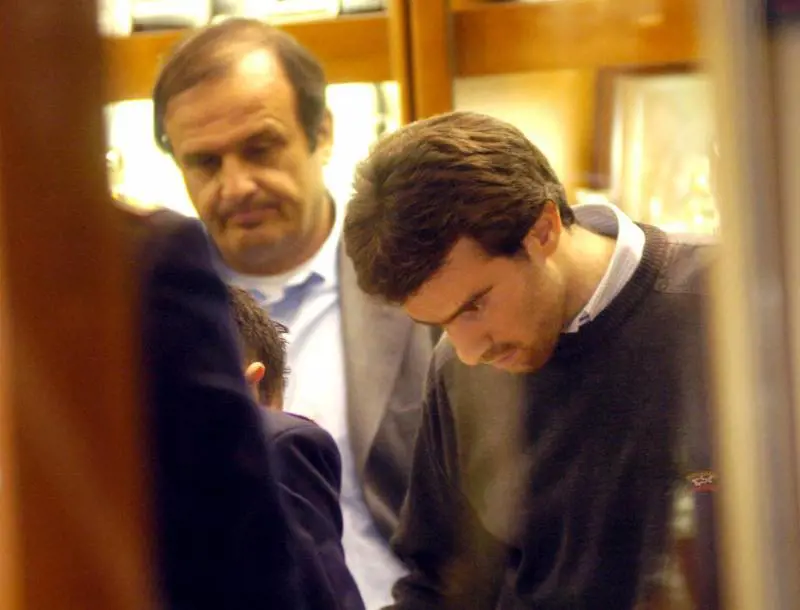 «Casté restituisca i soldi»