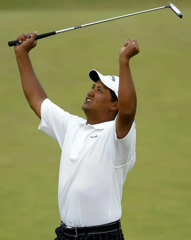 Rain Man appende lombrello al chiodo