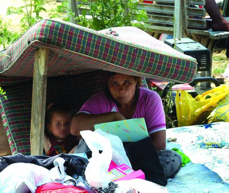 «Penati di giorno espelle i rom, di notte li aiuta»