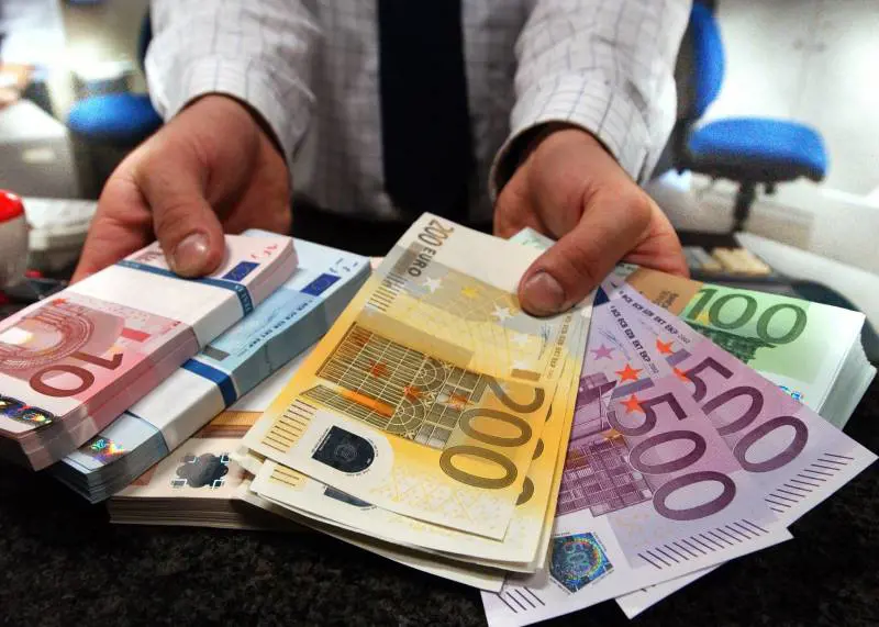 Scoperte le vere pagine gialle: nell’elenco  solo utenti cinesi