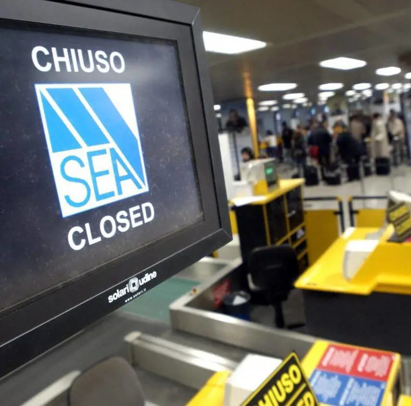 Aula deserta Falsa partenza per la vendita della Sea