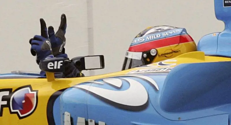 Via alla crociata anti moschea