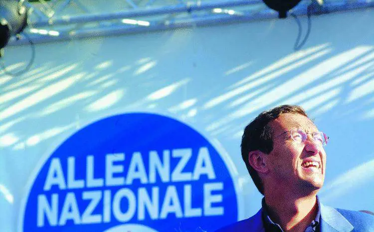 «Ermengarda» va al lago e cerca  rifugio nella villa