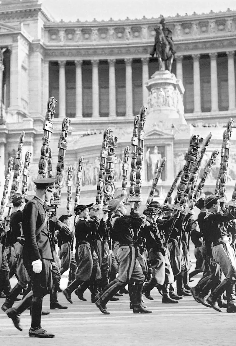 Trovato un altro sacco nero e la valigia dei coniugi uccisi