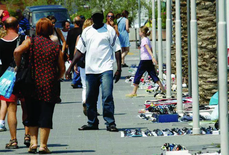 Quel mercato arabo che il Comune fa finta di non vedere
