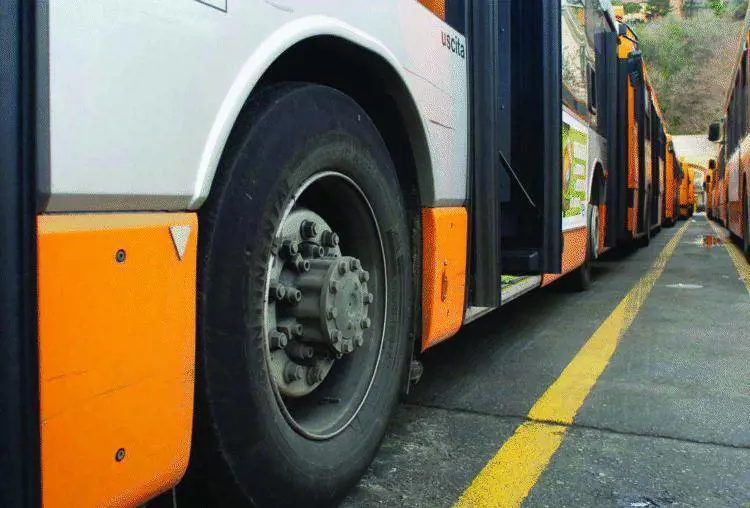 «Alt ai bus che s’incendiano»