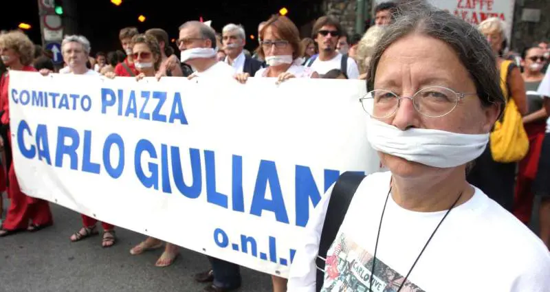 Contrordine camerati La destra fa «gruppo»