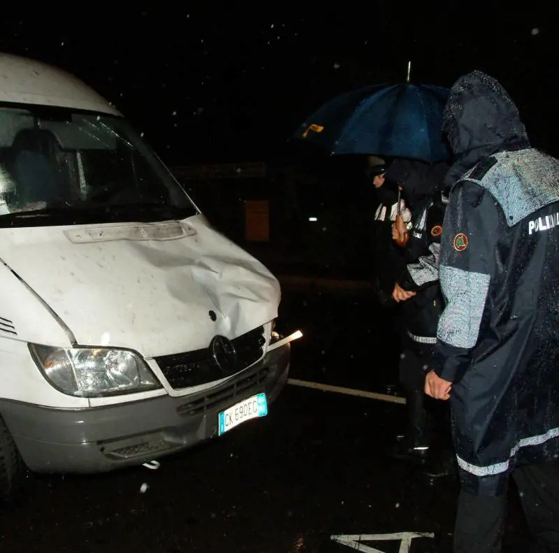 «Il botto, poi ho visto un corpo volare»