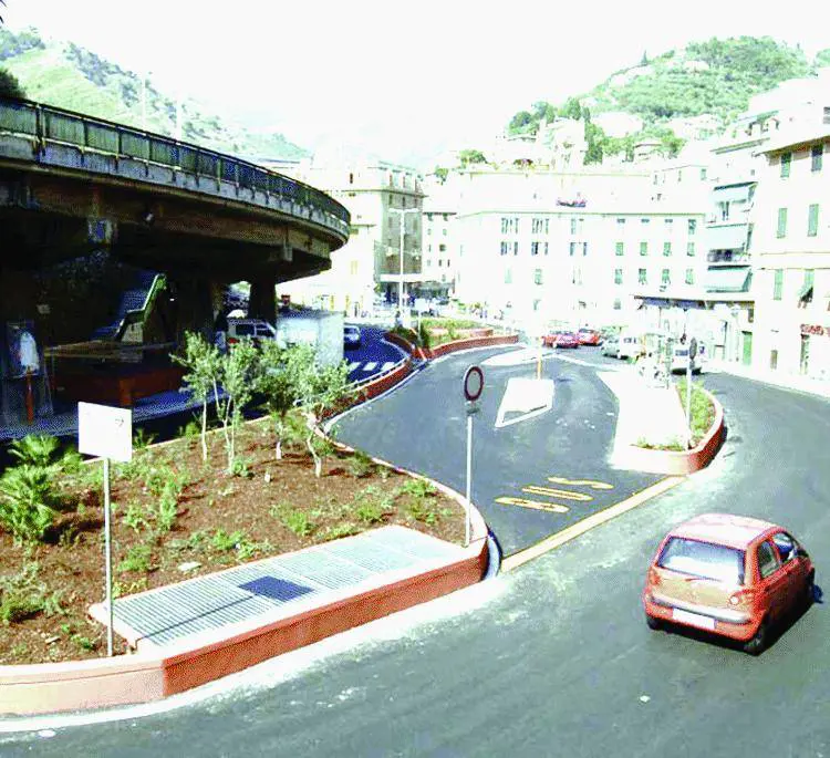 Nervi è unanime: no al progetto del supermercato