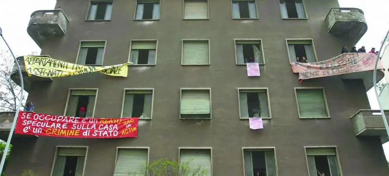 Il giudice minaccia larresto sindacato sospende lo sciopero