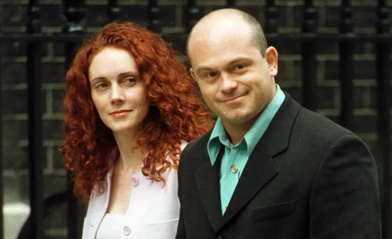 Il premier dice sì allamnistia Fini frena: «Chi sbaglia paghi»