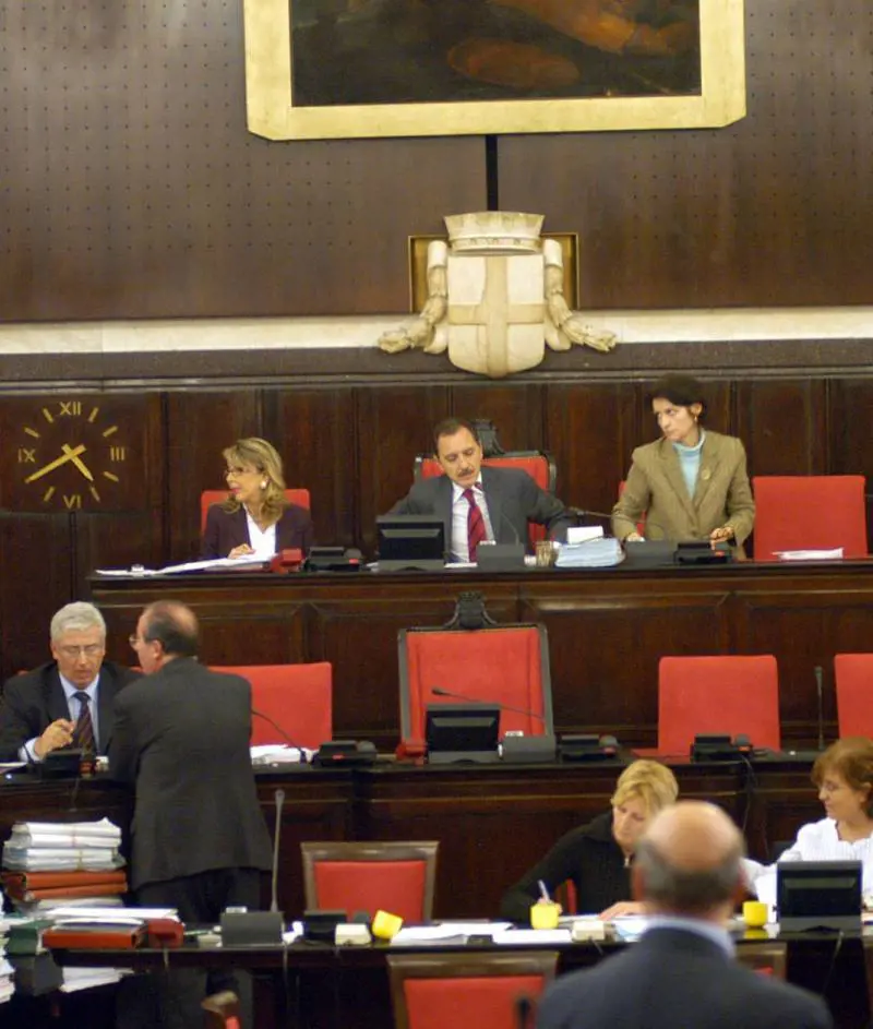 Alitalia, il titolo fa faville: più 9,59%