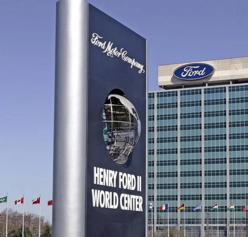 Larte di vestire bene vive ancora a Milano