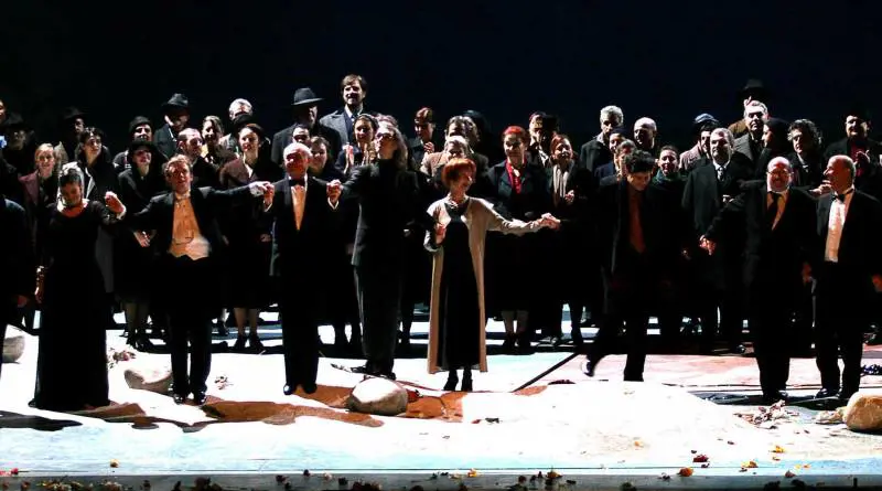 «Evviva!» per Brignano al Nuovo