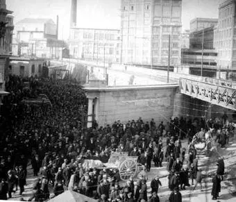 Ansaldo, storia di uomini e di macchine