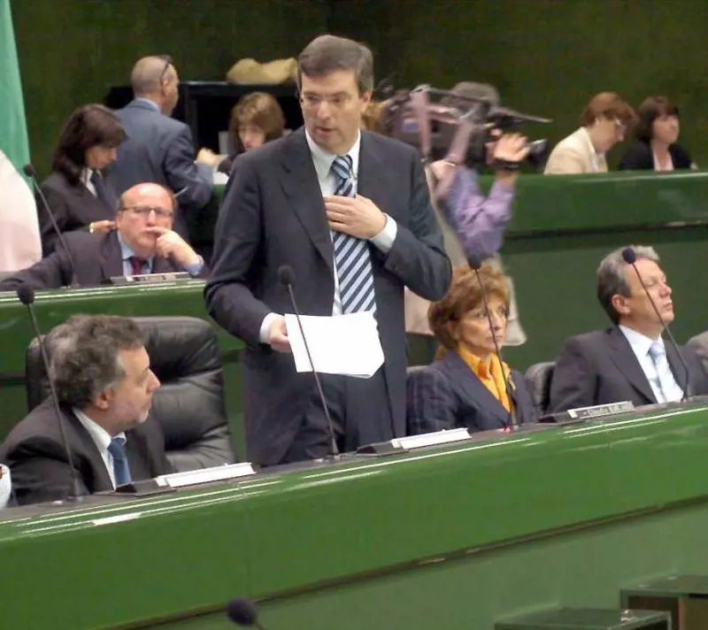 Burlando: «Inique le nostre tasse»