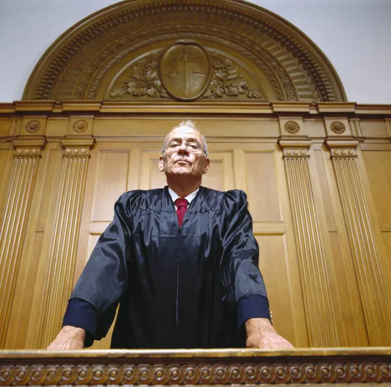 Anziani truffati, arrestati 4 funzionari del patronato