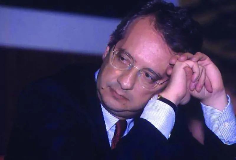 I maialini tatuati «ad arte» provocazione di Win Delvoye