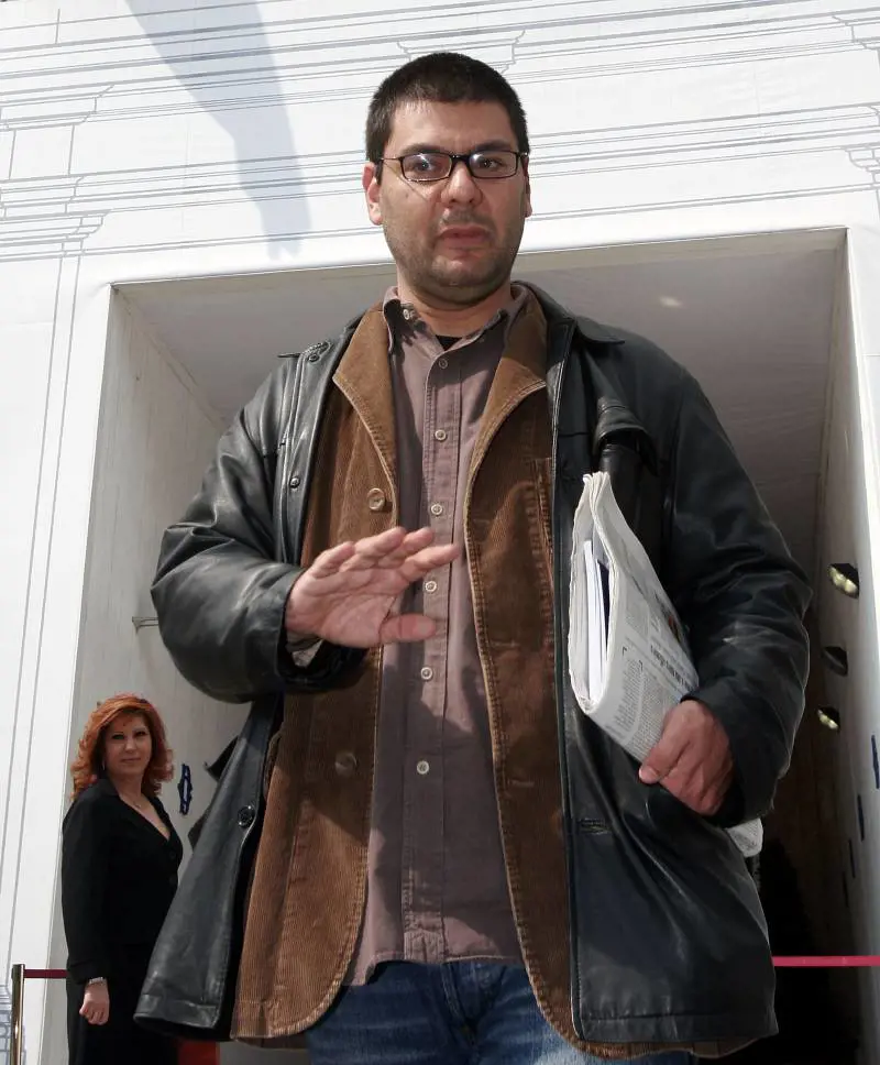 Le parole di Caruso sui poliziotti  
imbarazzano la politica