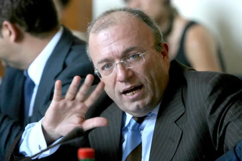 «Spionaggio» anti Mussolini: l’ex ministro sarà processato