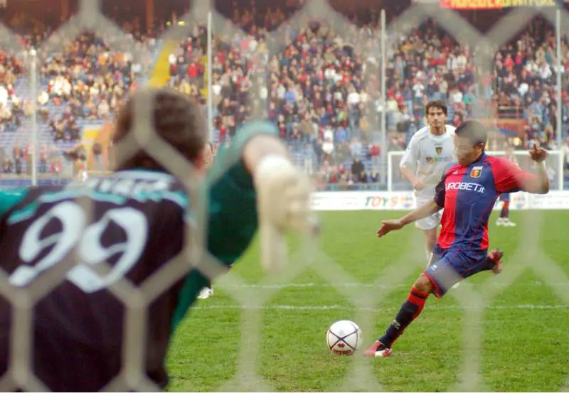 Il goleador di scorta fa il pieno di elogi