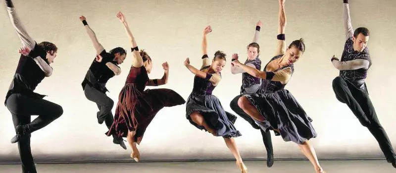 APERITIVO IN CONCERTO La danza diventa atletica
