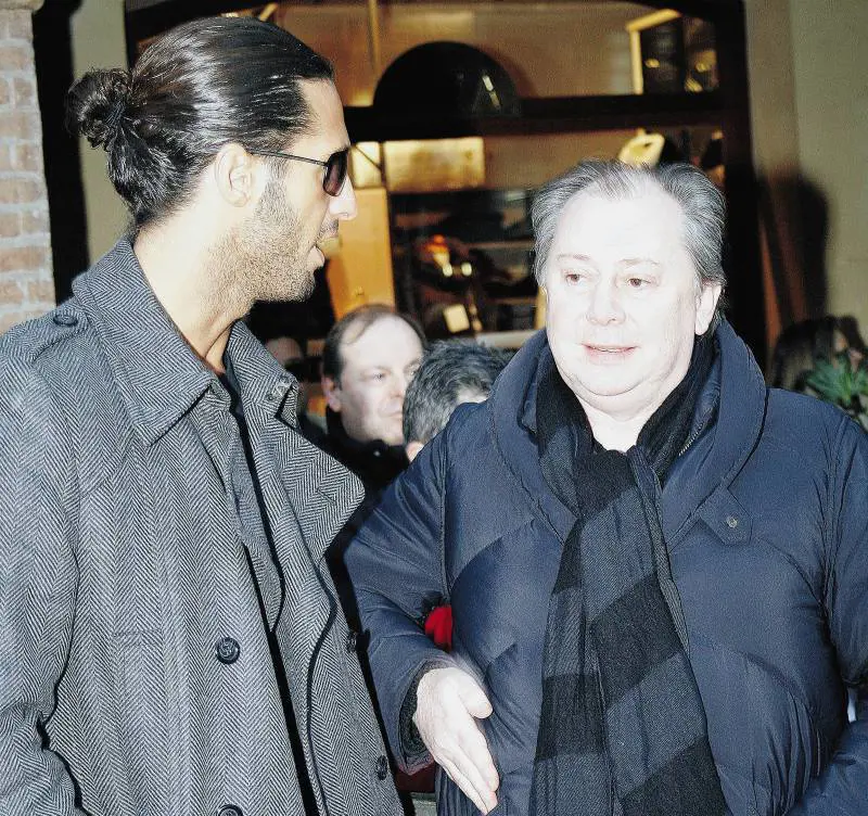 Berlusconi: "Vallettopoli? Imbarbarimento inaccettabile". Fini: "Disgustoso tritacarne" 