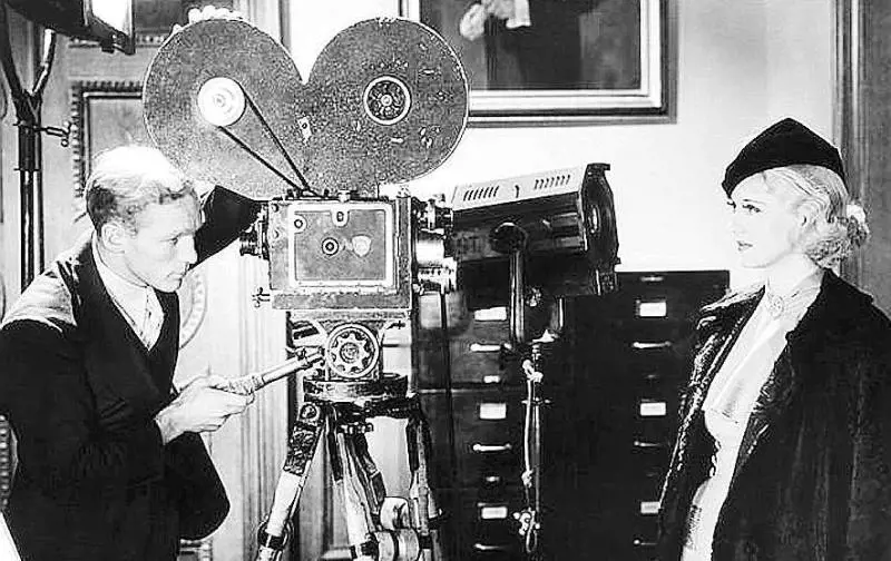 Vizi segreti e magie di celluloide L’italiano che smitizzò Hollywood