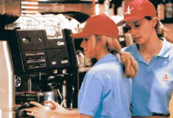 Superalcolici vietati negli autogrill