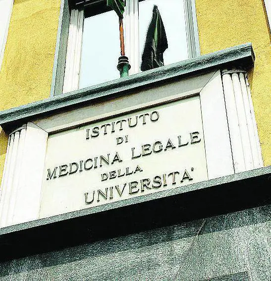 Tentata rapina allistituto di medicina legale