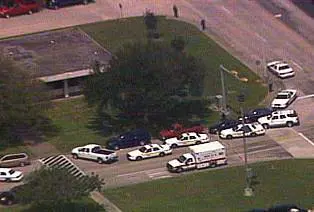 Terrore alla Nasa: uccide un ostaggio e poi si spara