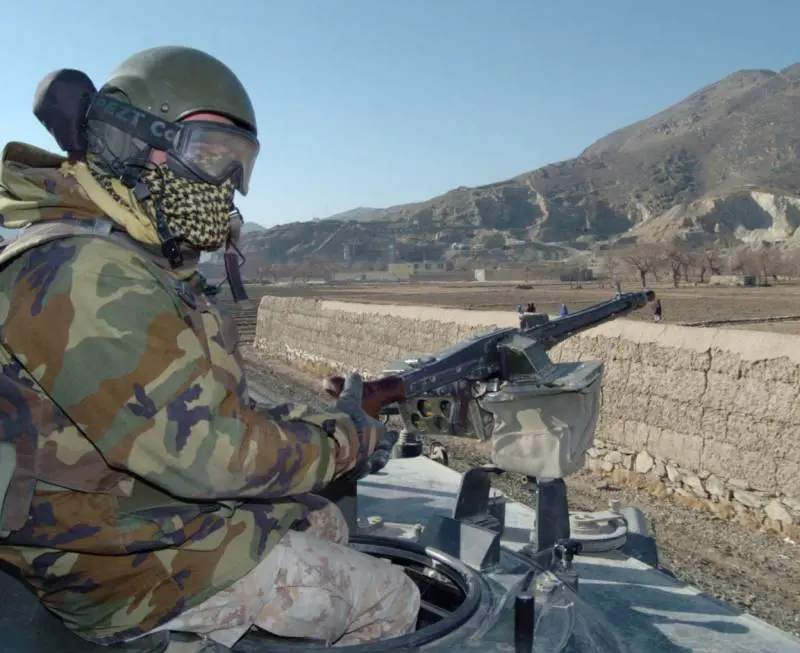 Afghanistan, anche D'Alema 
dichiara guerra agli Usa: 
"No all'offensiva a Herat"