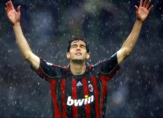 Il Milan stende il Manchester 3-0 e conquista la finale di Champions contro il Liverpool