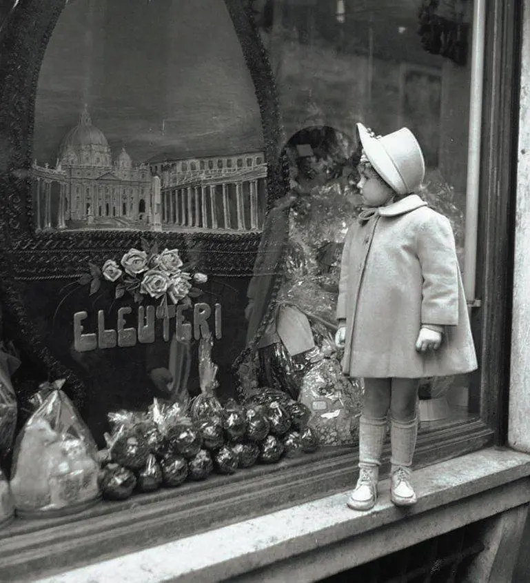 Mezzo secolo di scatti sulla vita quotidiana